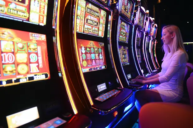 casino bar slot 2